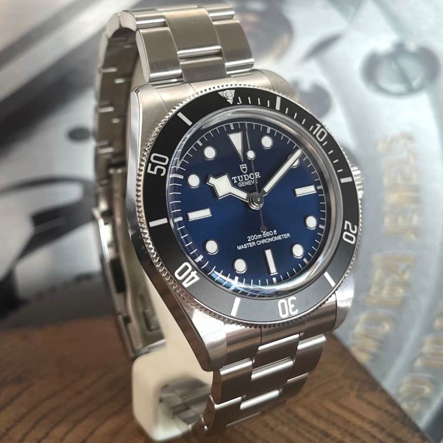 Tudor - Black Bay 68
